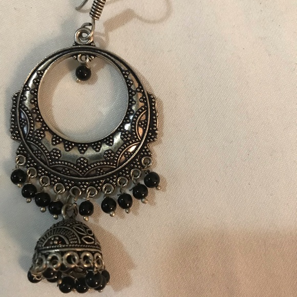 Oxidized earrings - Picture 4 of 4